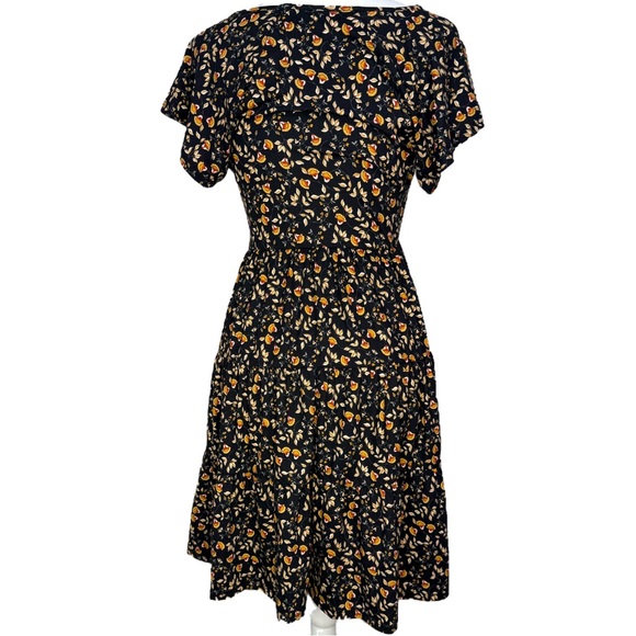 Urban Outfitters Floral Skater Dress 
V-Neck Short Sleeve Size S - Picture 3 of 8